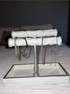White and Silver Two-Tier Jewelry Bracelet Display